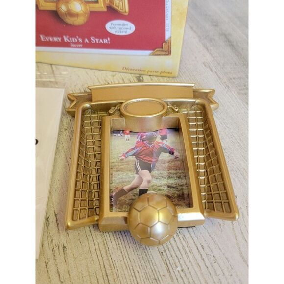 Hallmark 2005 Every Kid's A Star! Soccer ornament Xmas - Picture 3 of 6